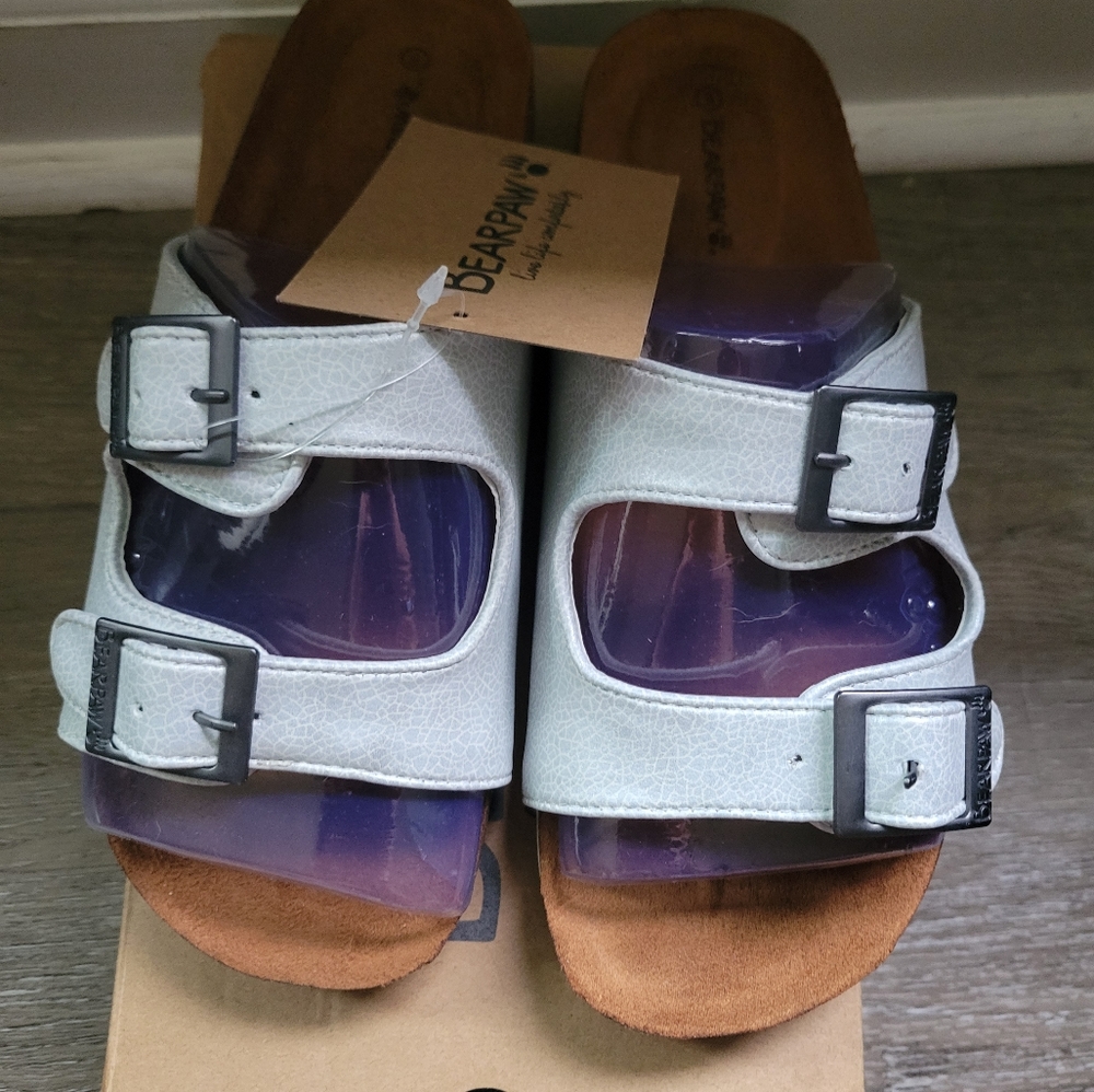Bearpaw Brooklyn Sandals Size 5 youth- NEW
